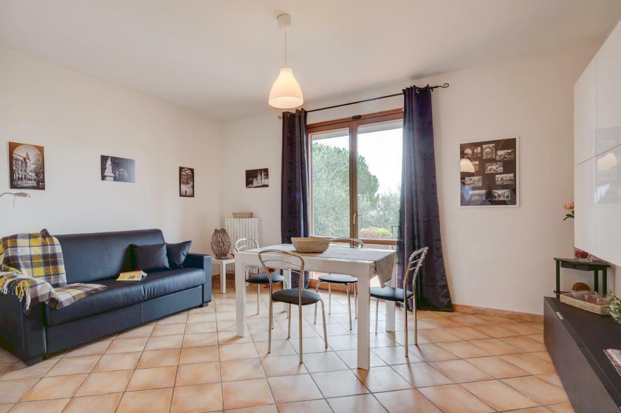 La Casina Del Canneto 페르지네발다르노 외부 사진